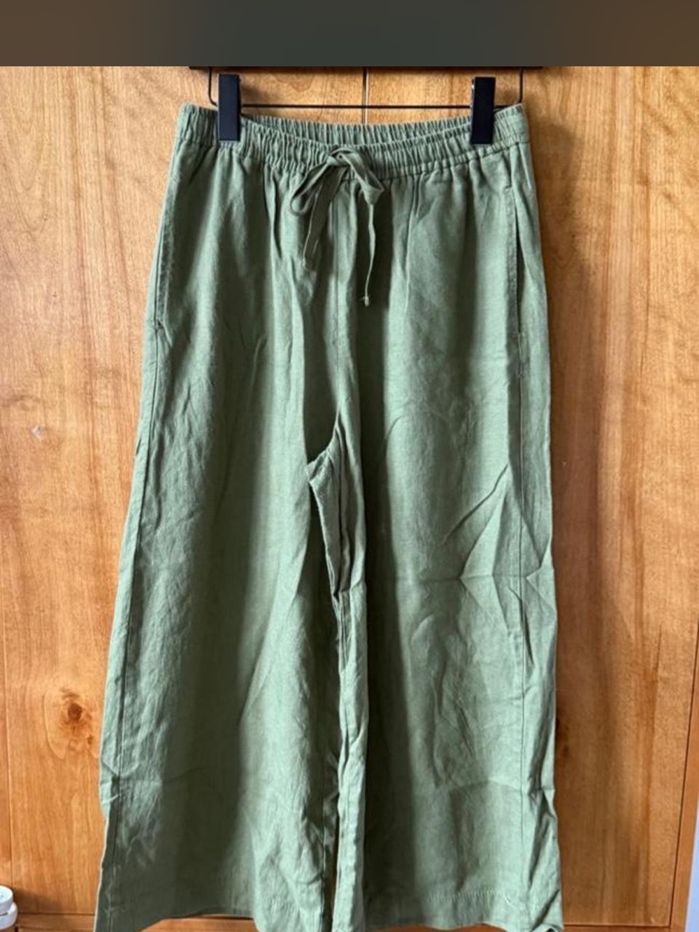 Max Studio Olive Green Drawstring Wide-Leg Shorts